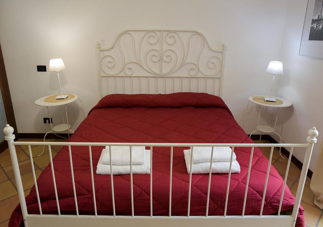 Colosseum Comfortable Apartment Rome Buitenkant foto